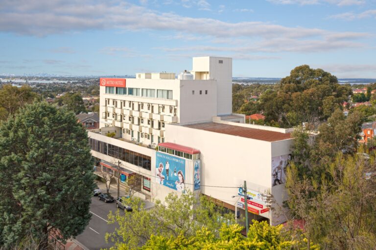 Miranda accommodation Metro Hotel