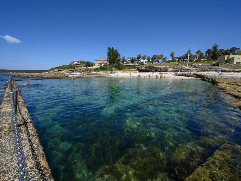 Oak Park Ocean Pool Cronulla