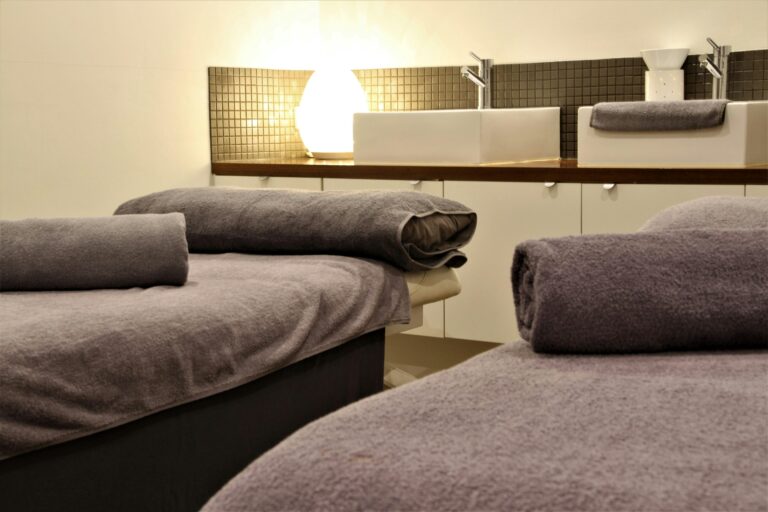 Double treatment room