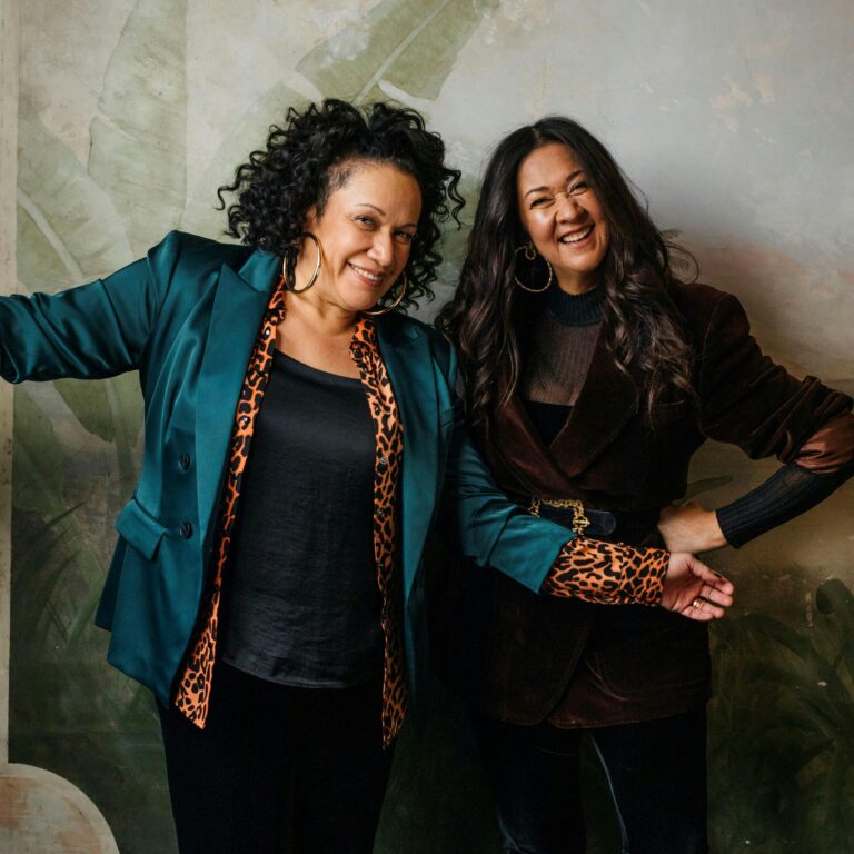 Vika and Linda Bull