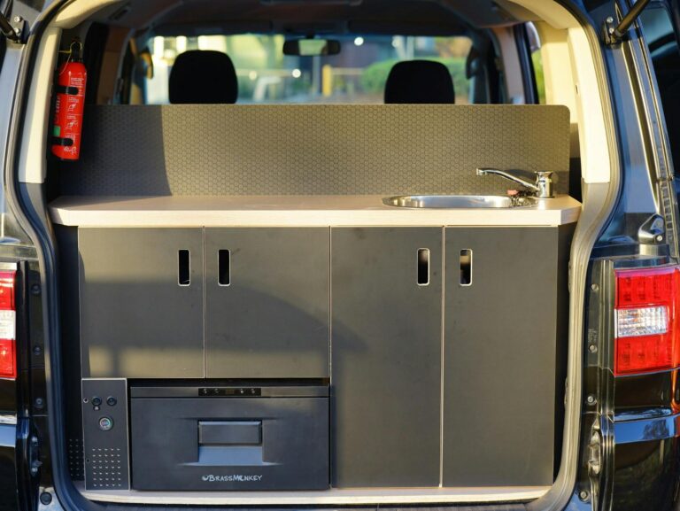 D5 4x4 Campervan Village - sleeps and seats 2 people