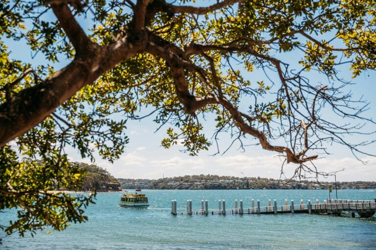 Bundeena Bushwalk & Ferry